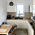 Apartment 4friendscoresibrasov Y Brasov