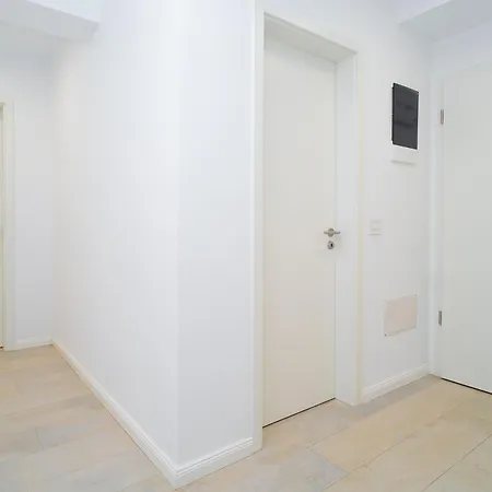 4friendscoresibrasov Y Apartment *