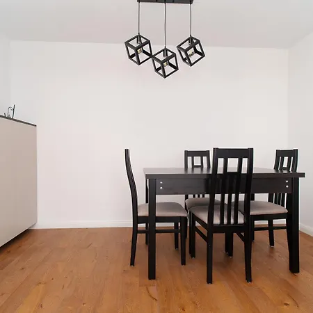4friendscoresibrasov Y Apartment Brasov